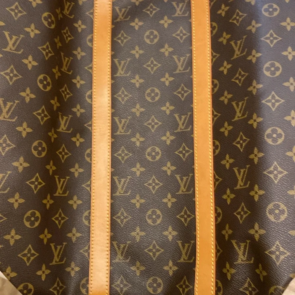 Louis Vuitton Monogram Keepall 50